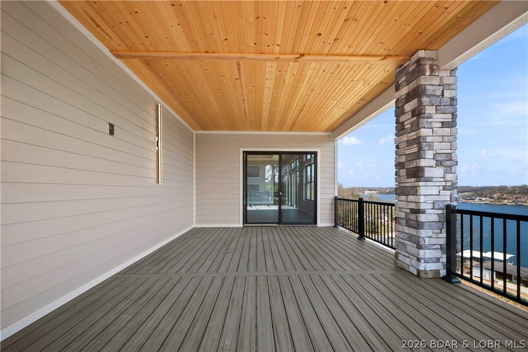 1356 Duckhead Road Lake Ozark, MO 65049 - Photo 46 of 99 Upper Level Back Deck