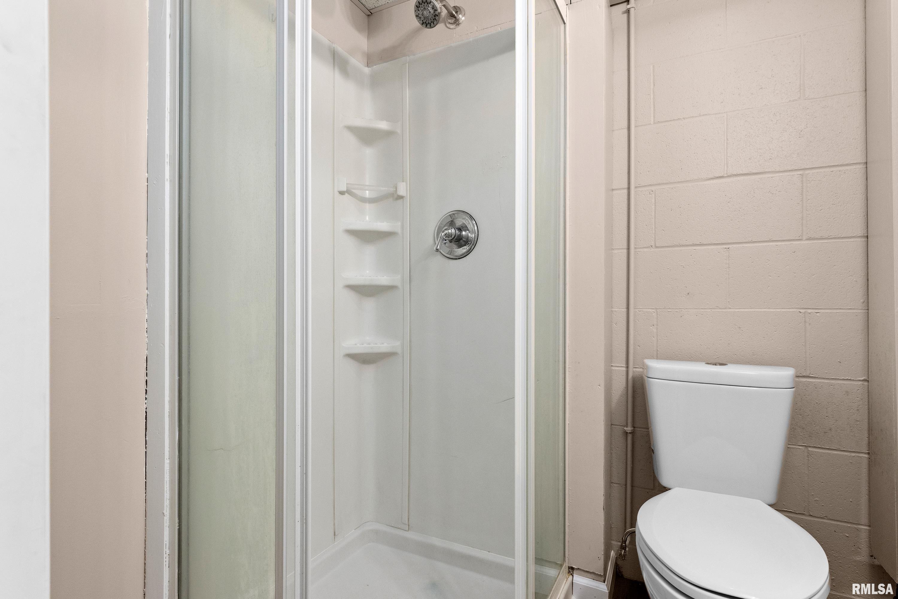 6616 North Greenmont Road Peoria, IL 61614 - Photo 42 of 54