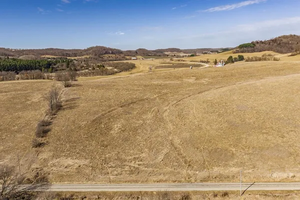 $382,500 | Syresville, Richland Center, WI 53581