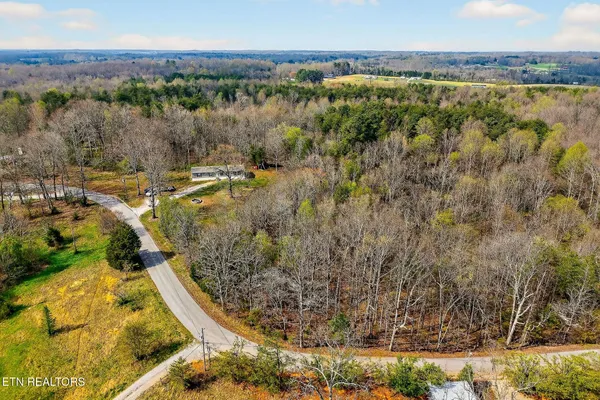 $269,000 | 550 North Center Point Acres, Walling, TN 38587