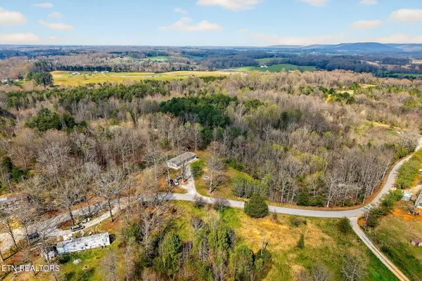 $269,000 | 550 North Center Point Acres, Walling, TN 38587