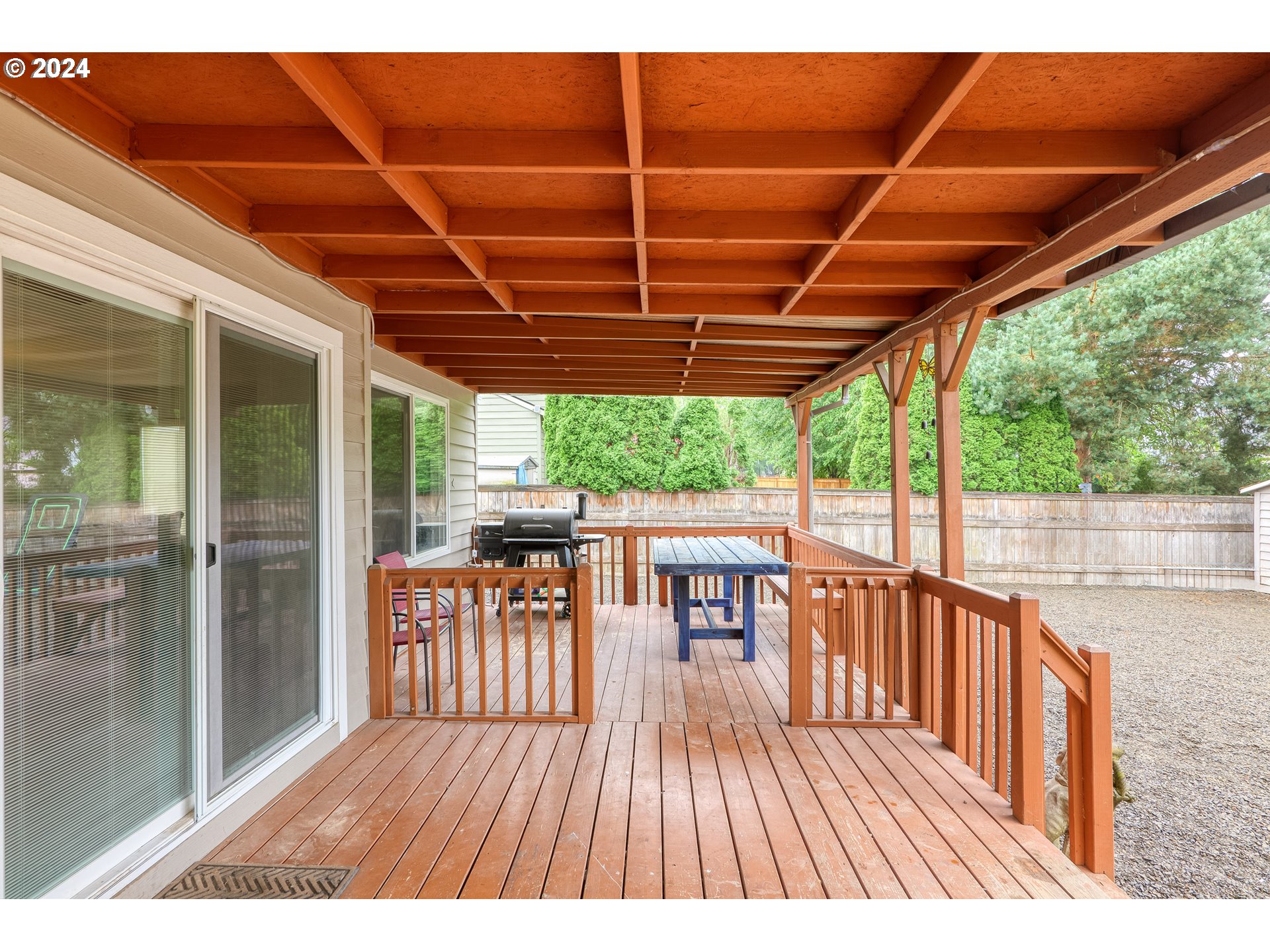 216 Southwest Sutherland Way Beaverton, OR 97006 - Photo 17 of 19