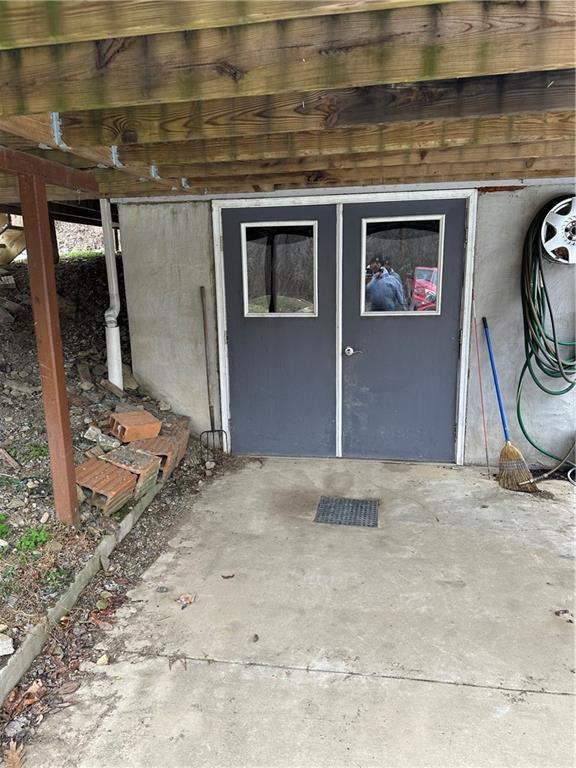 1431 Hooker Road Karns City, PA 16041 - Photo 14 of 18