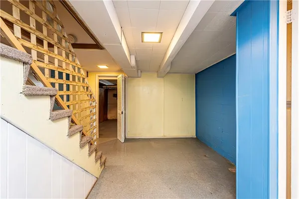 a view of an entryway