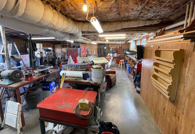63825 Pioneer Loop Bend, OR 97701 - Photo 24 of 38 63825 Pioneer Lp-23