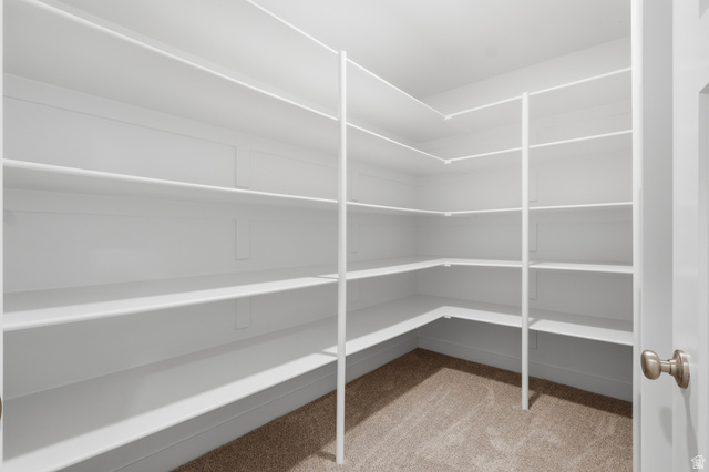 677 East 800 S Street Springville, UT 84663 - Photo 6 of 35 View of pantry
