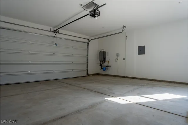 $3,525 | 3248 Waterstone Avenue, Henderson, NV 89044