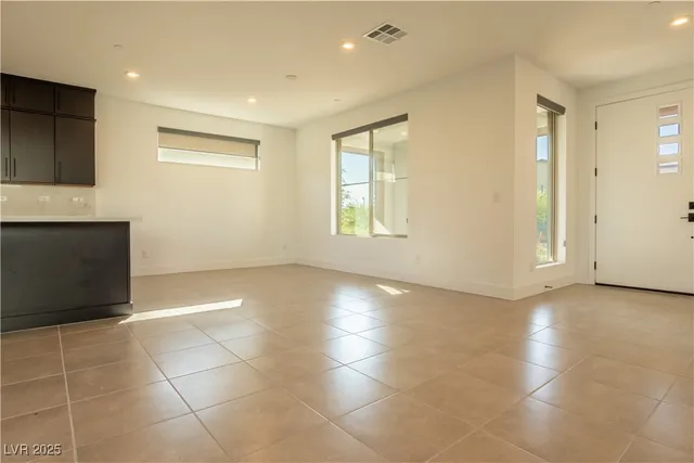 $3,525 | 3248 Waterstone Avenue, Henderson, NV 89044