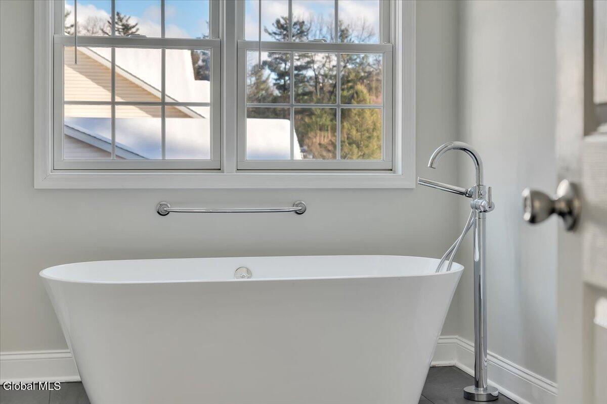 26 Birch Hill Road Clifton Park, NY 12019 - Photo 32 of 61 41-P1625103