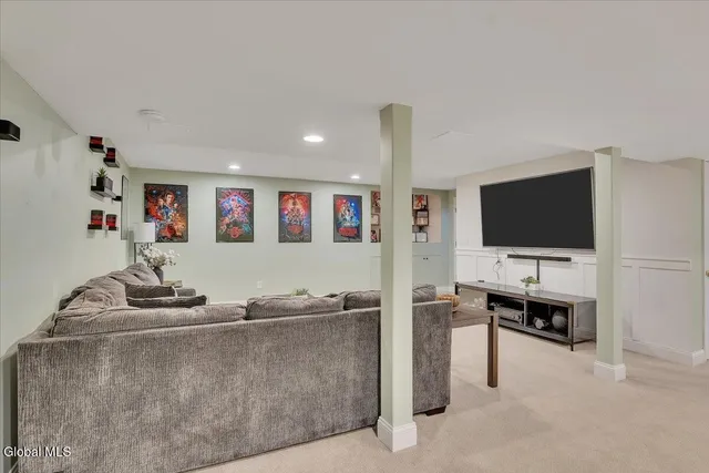 $725,000 | 26 Birch Hill Road, Clifton Park, NY 12019