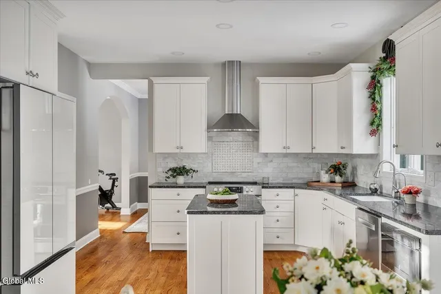 $725,000 | 26 Birch Hill Road, Clifton Park, NY 12019