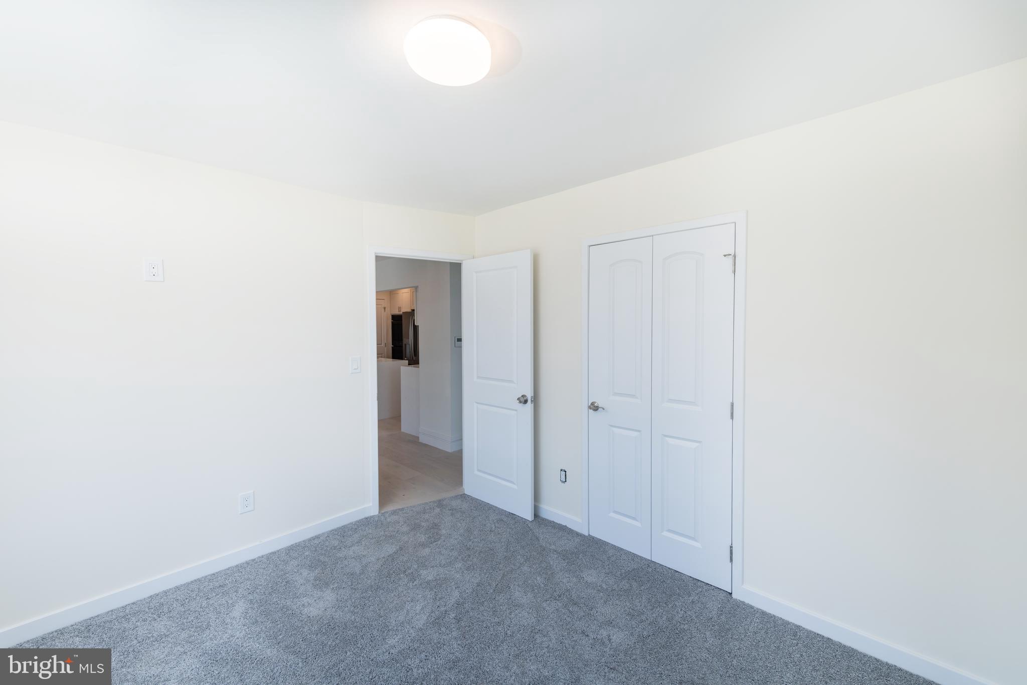 403 Cedar Hill Road Brooklyn, MD 21225 - Photo 13 of 39