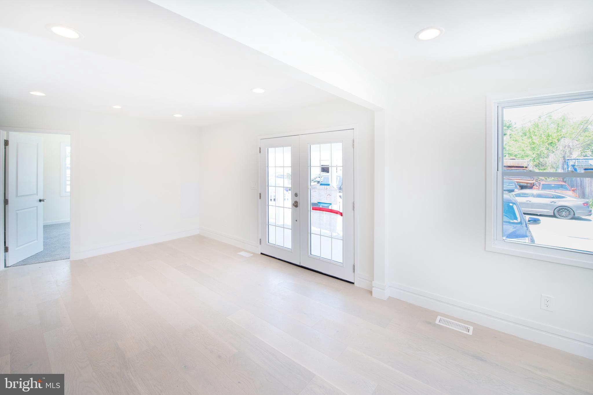 403 Cedar Hill Road Brooklyn, MD 21225 - Photo 4 of 39