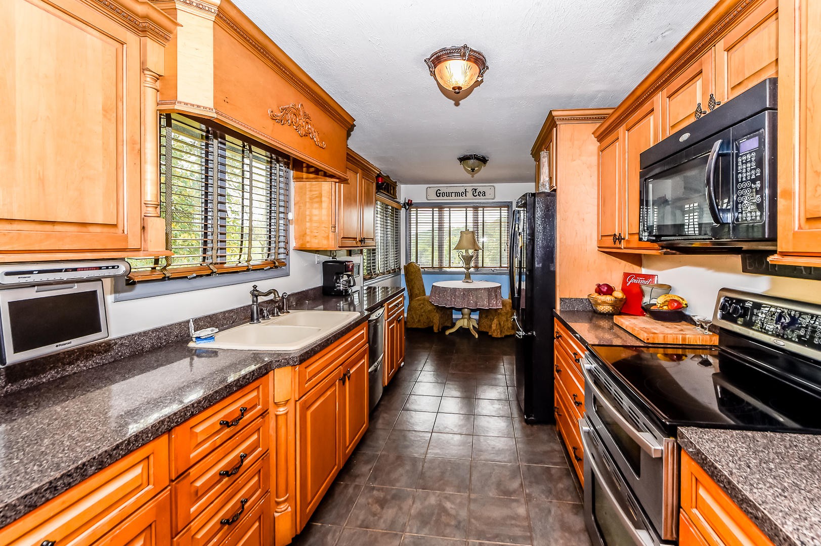 1361 Meadow Road Greenback, TN 37742 - Photo 8 of 33 Gallery Image 8