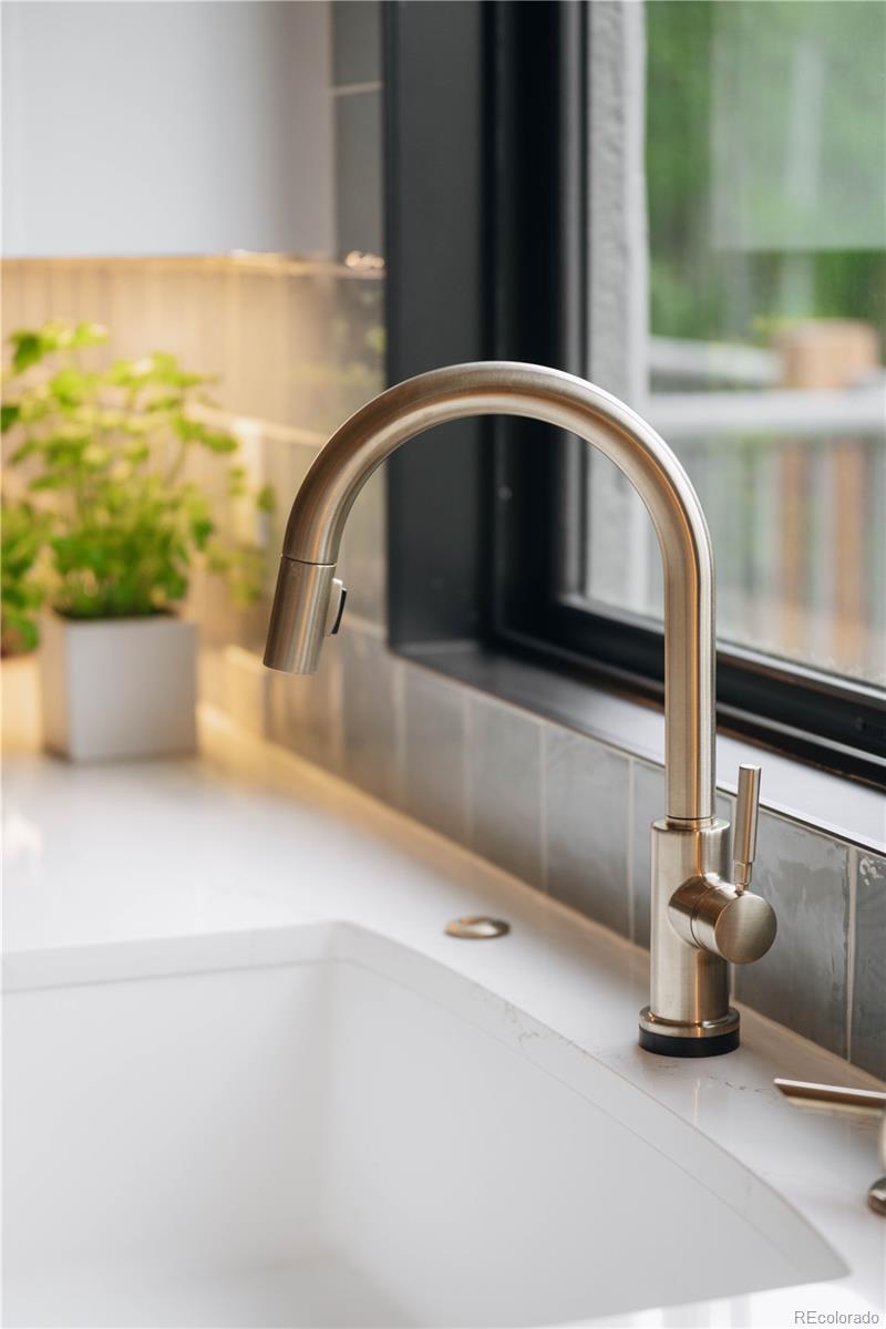 1709 Red Hawk Road Silverthorne, CO 80498 - Photo 12 of 50 a close view of tap