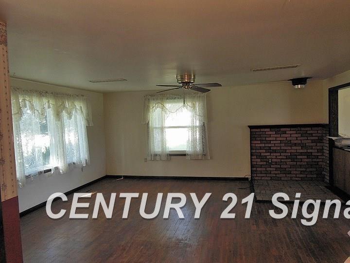 1520 North Nichols Road Flushing, MI 48433 - Photo 3 of 20