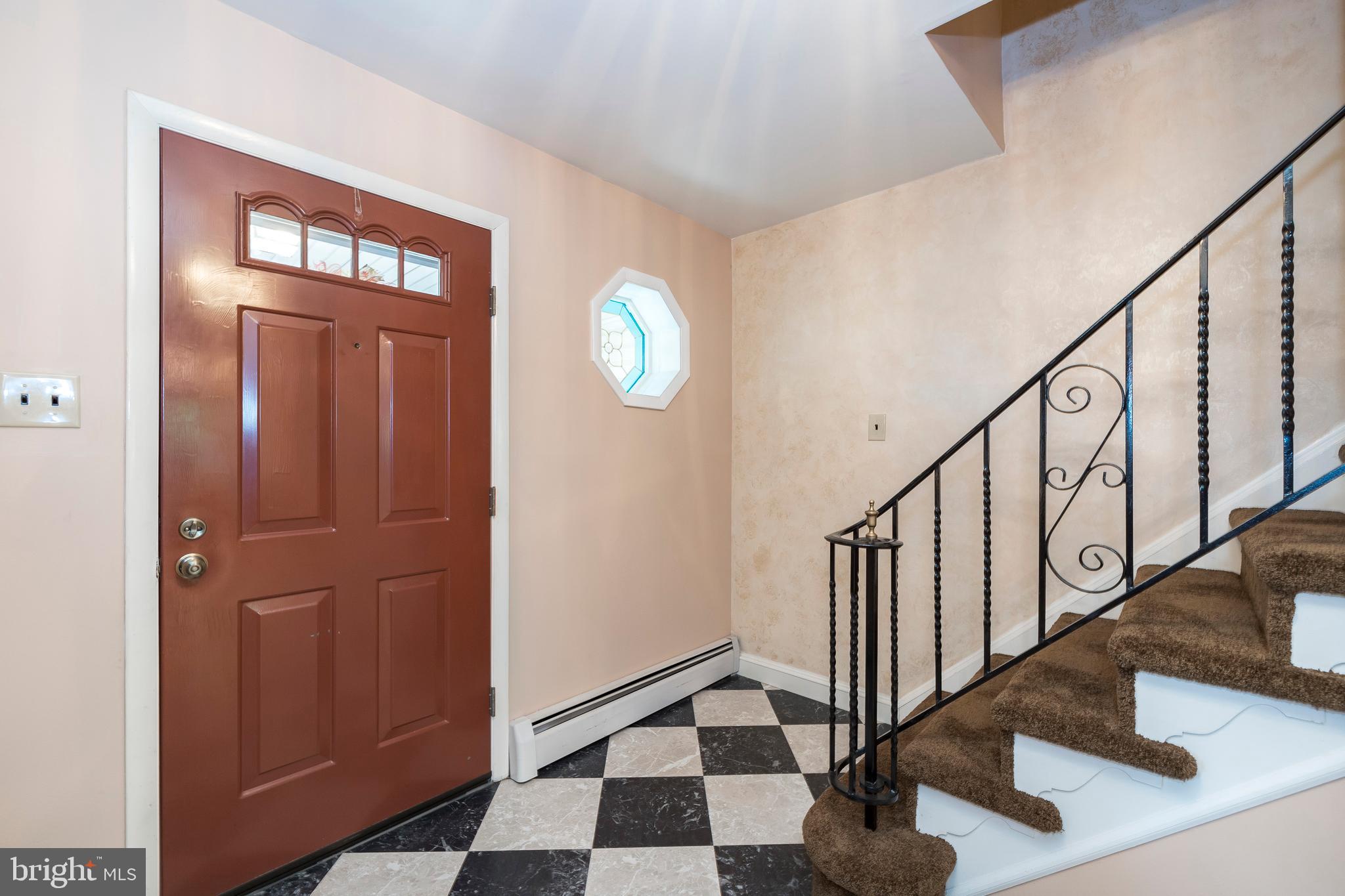 2017 Line Lexington Road Hatfield, PA 19440 - Photo 5 of 37 Foyer