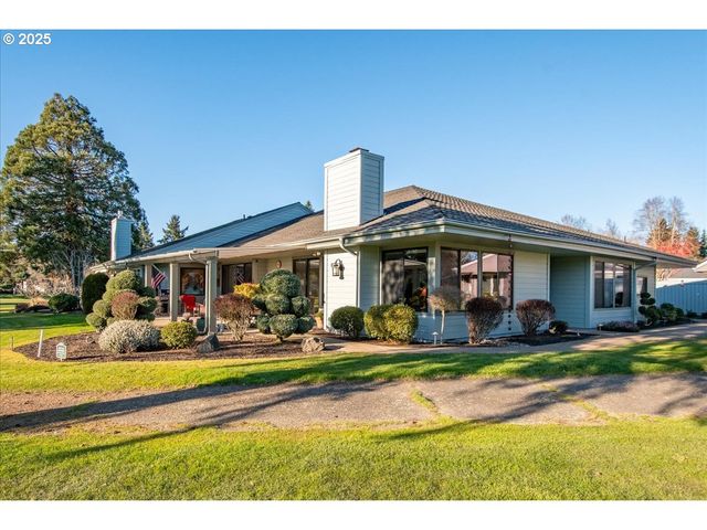 $1,045,000 | 32221 Southwest Boones Bend Road, Wilsonville, OR 97070