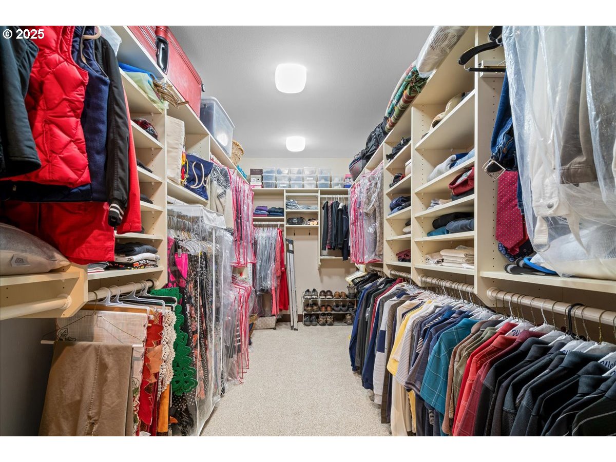 32221 Southwest Boones Bend Road Wilsonville, OR 97070 - Photo 23 of 48 Bedroom, Owner's Suite