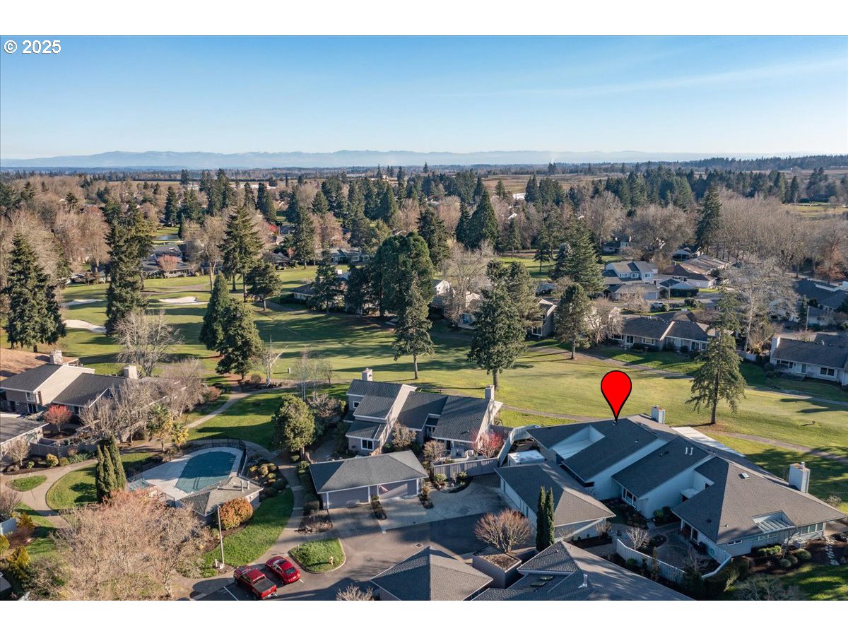 32221 Southwest Boones Bend Road Wilsonville, OR 97070 - Photo 38 of 48 Drone View/UAV