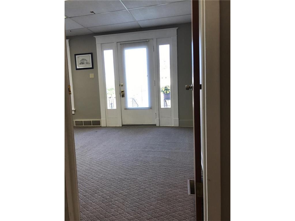1335 North Limestone Street Springfield, OH 45503 - Photo 6 of 41 Gallery Image 6