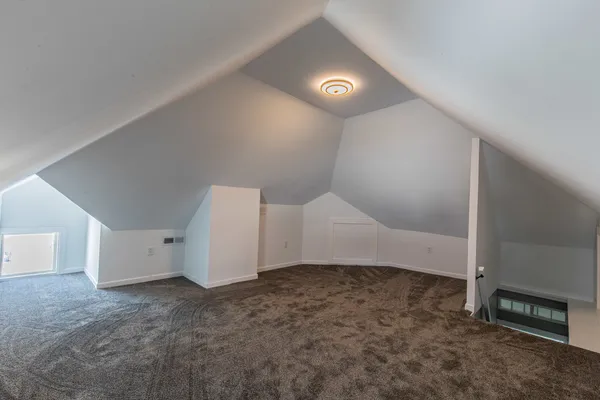 an empty room with closet