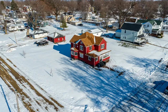 $219,000 | 204 East South Street, Sheffield, IL 61361