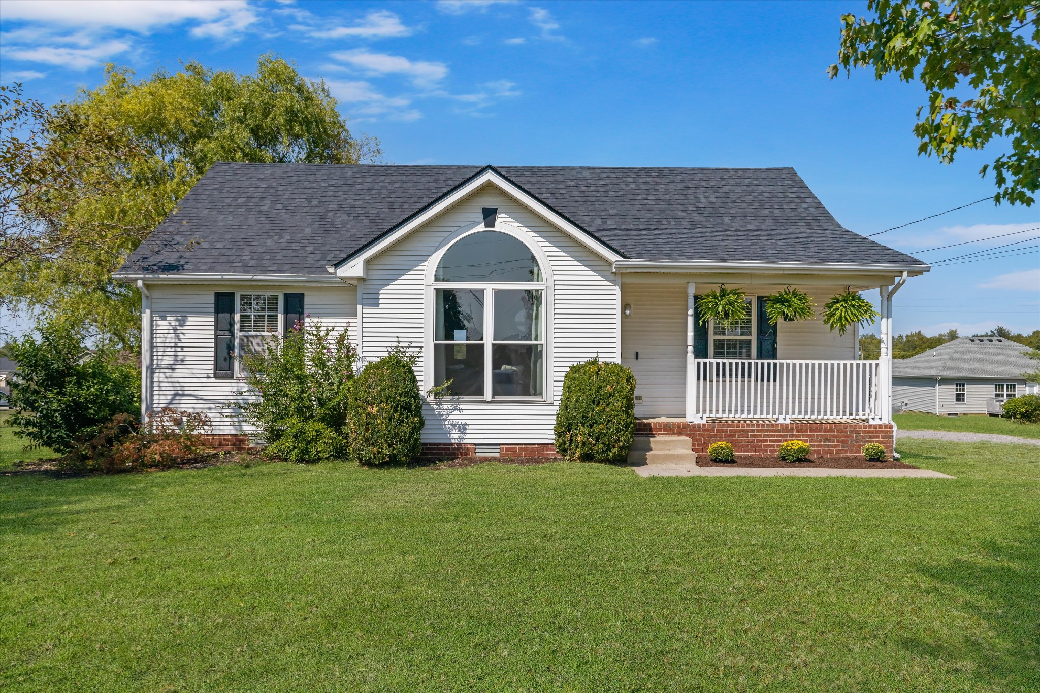 200 Heatherwood Court Murfreesboro, TN 37129 - Photo 2 of 28