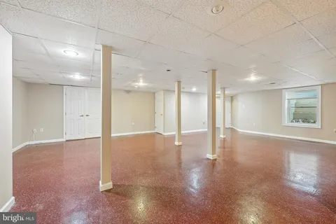 $529,900 | 133 LYNTHWAITE Farm Lane, Wilmington, DE 19803