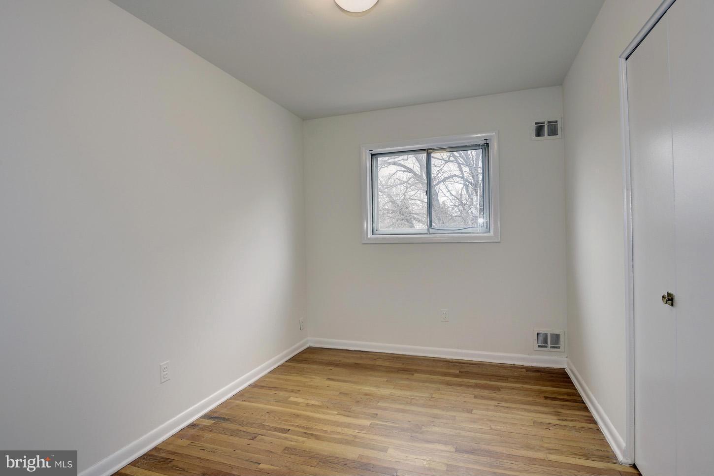 3902 Ilford Road Silver Spring, MD 20906 - Photo 13 of 26 Interior (General)
