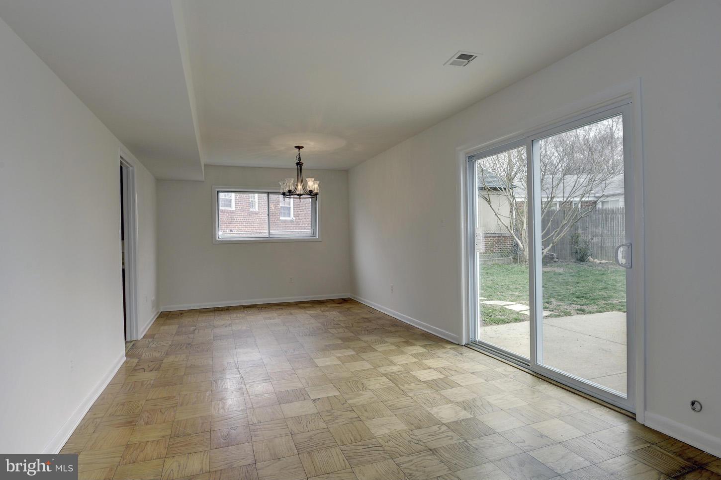3902 Ilford Road Silver Spring, MD 20906 - Photo 10 of 26 Interior (General)
