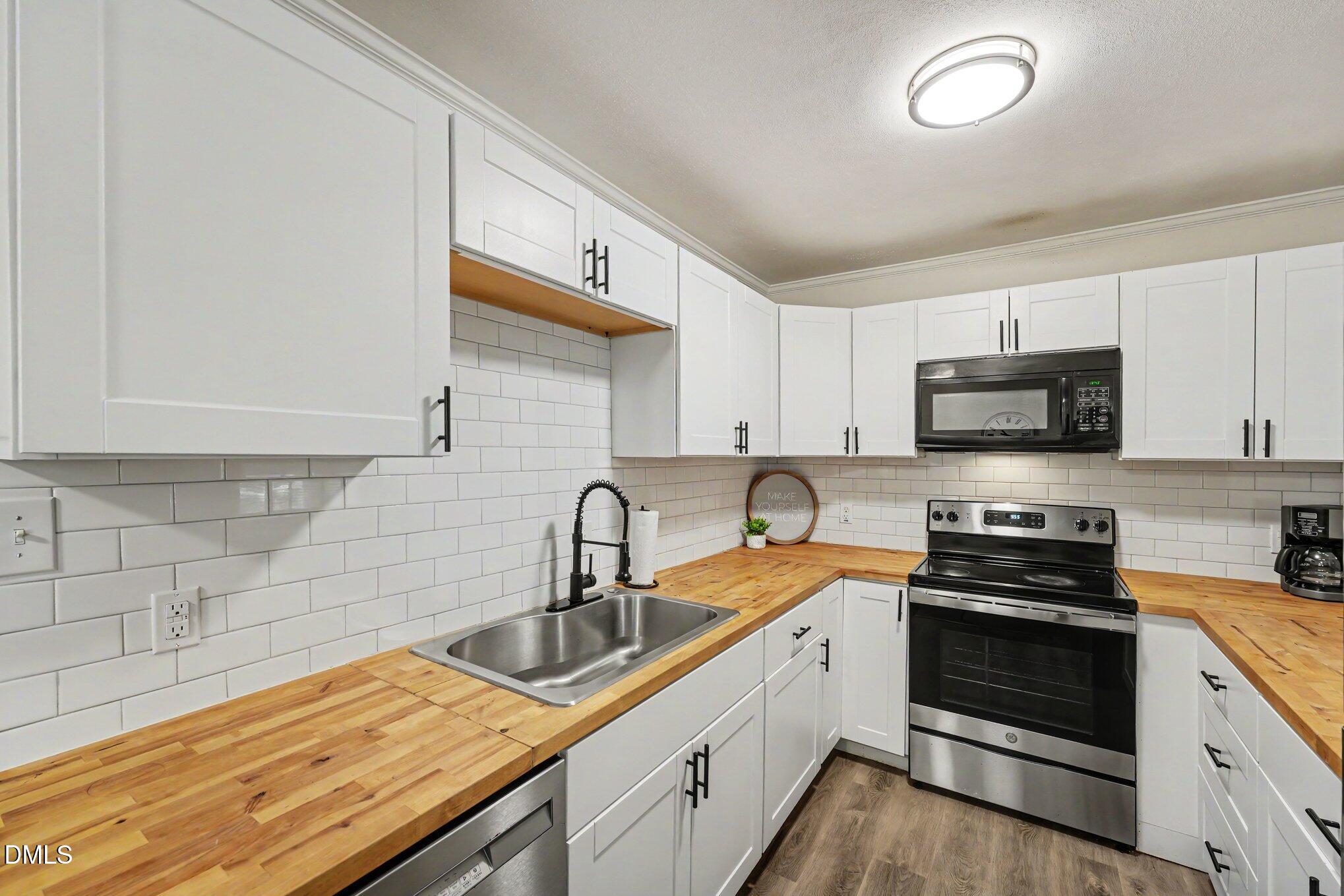 705 Brigham Road Raleigh, NC 27610 - Photo 10 of 44 011_file_7553