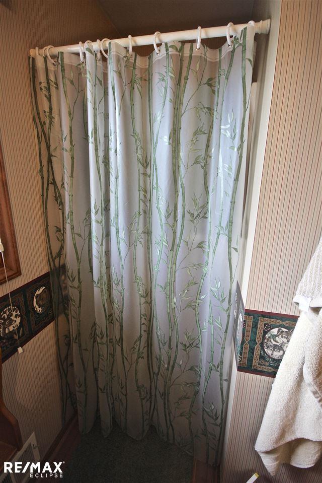 31344 Armada Ridge Road Richmond, MI 48062 - Photo 20 of 62 31318044-20.JPG