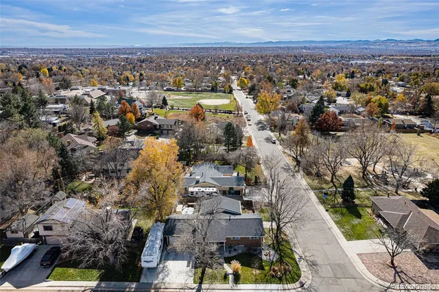 an aerial view of multiple house