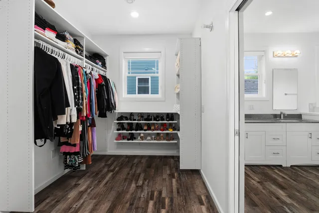 $699,900 | 4307 Bellgrove Lane, Madison, WI 53704