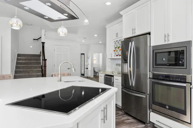 $699,900 | 4307 Bellgrove Lane, Madison, WI 53704