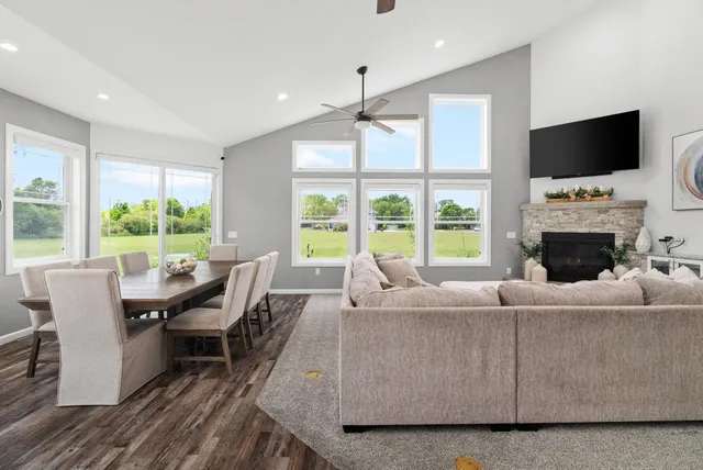 $699,900 | 4307 Bellgrove Lane, Madison, WI 53704