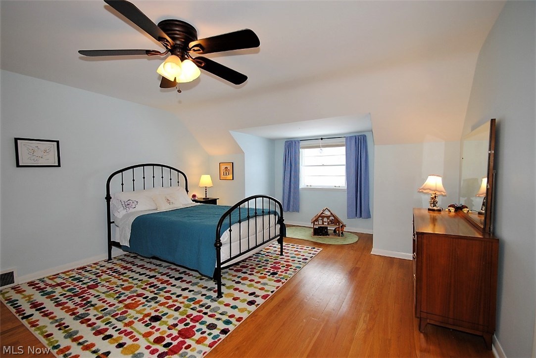 24138 Wimbledon Road Shaker Heights, OH 44122 - Photo 21 of 30 Gallery Image 21