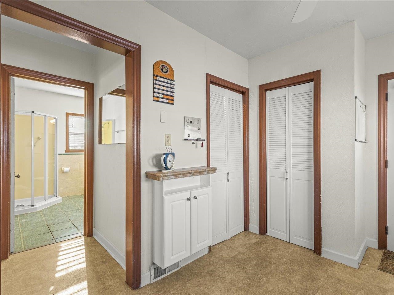 5165 Browns Beach Road Rockford, IL 61103 - Photo 21 of 72