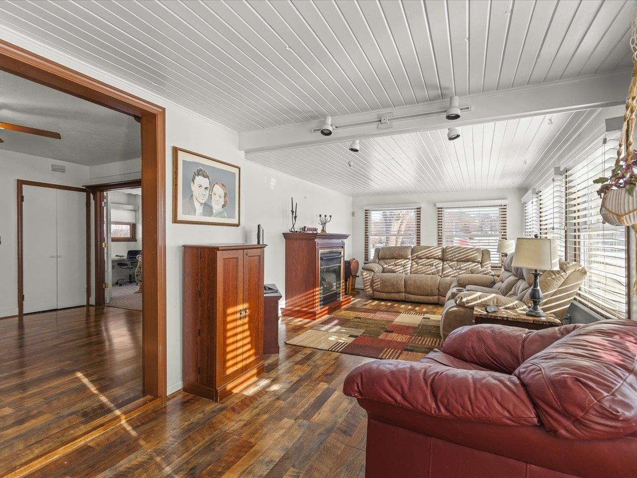 5165 Browns Beach Road Rockford, IL 61103 - Photo 34 of 72