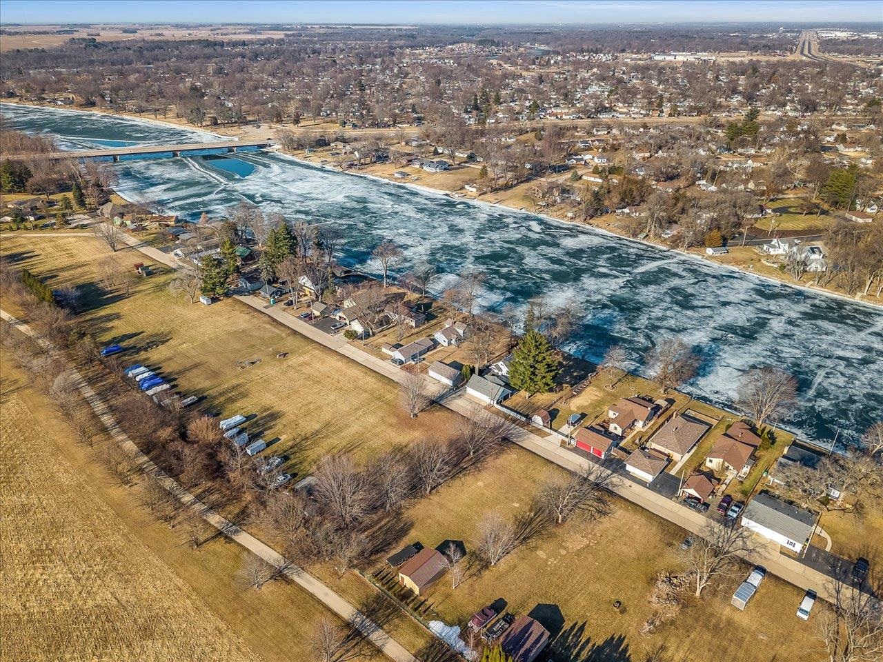 5165 Browns Beach Road Rockford, IL 61103 - Photo 70 of 72