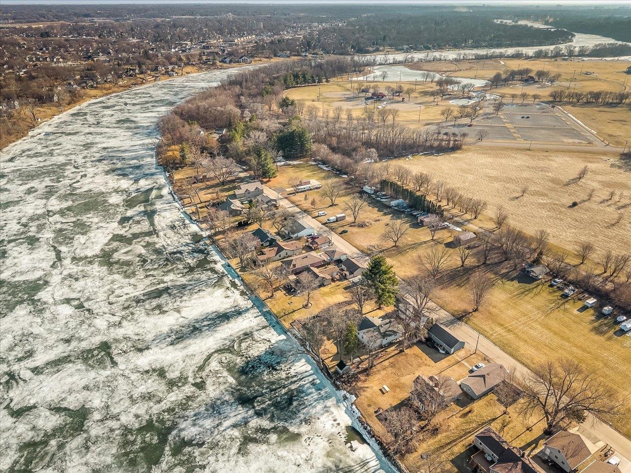 5165 Browns Beach Road Rockford, IL 61103 - Photo 71 of 72