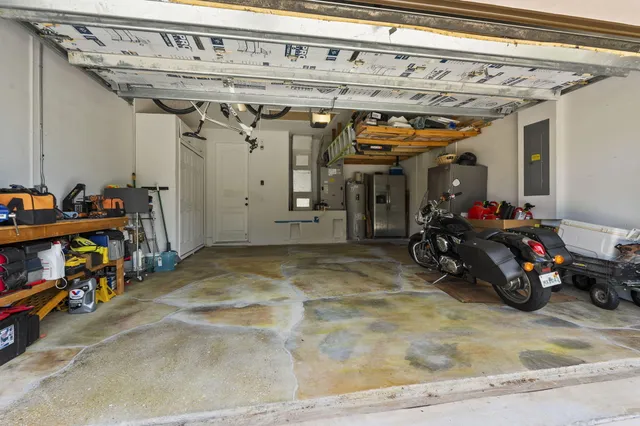 a picture of city view