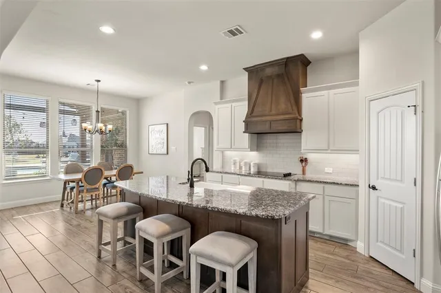 $638,000 | 241 Crosswind Drive, Waxahachie, TX 75167