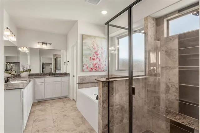 $638,000 | 241 Crosswind Drive, Waxahachie, TX 75167