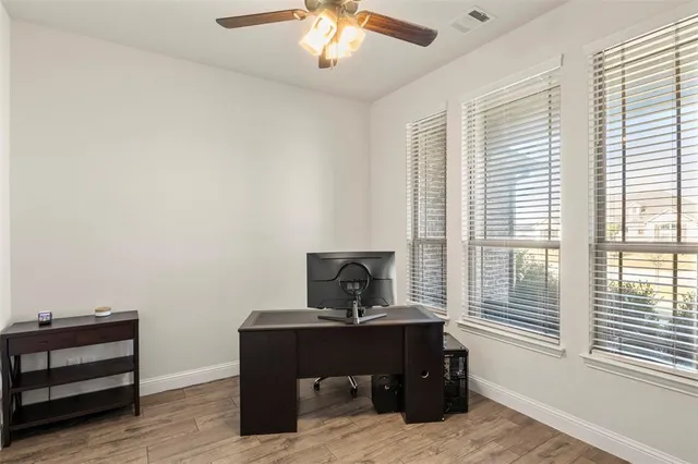 $638,000 | 241 Crosswind Drive, Waxahachie, TX 75167