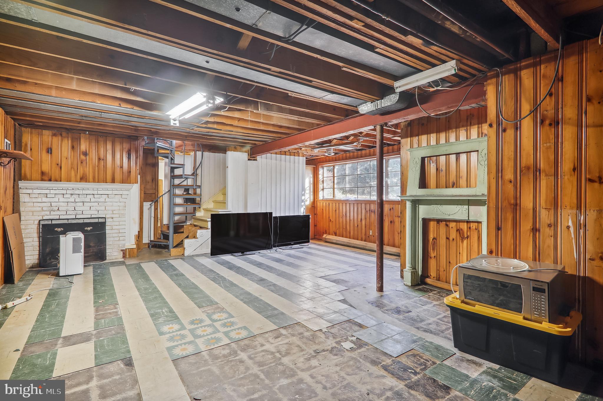 2607 Ross Road Chevy Chase, MD 20815 - Photo 7 of 22