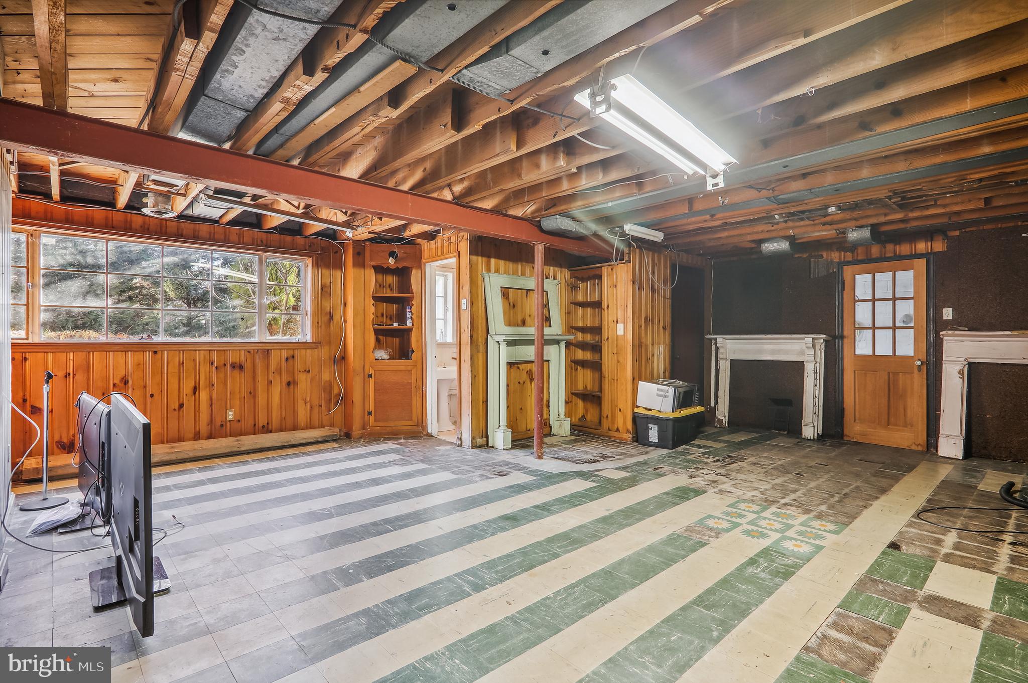 2607 Ross Road Chevy Chase, MD 20815 - Photo 8 of 22