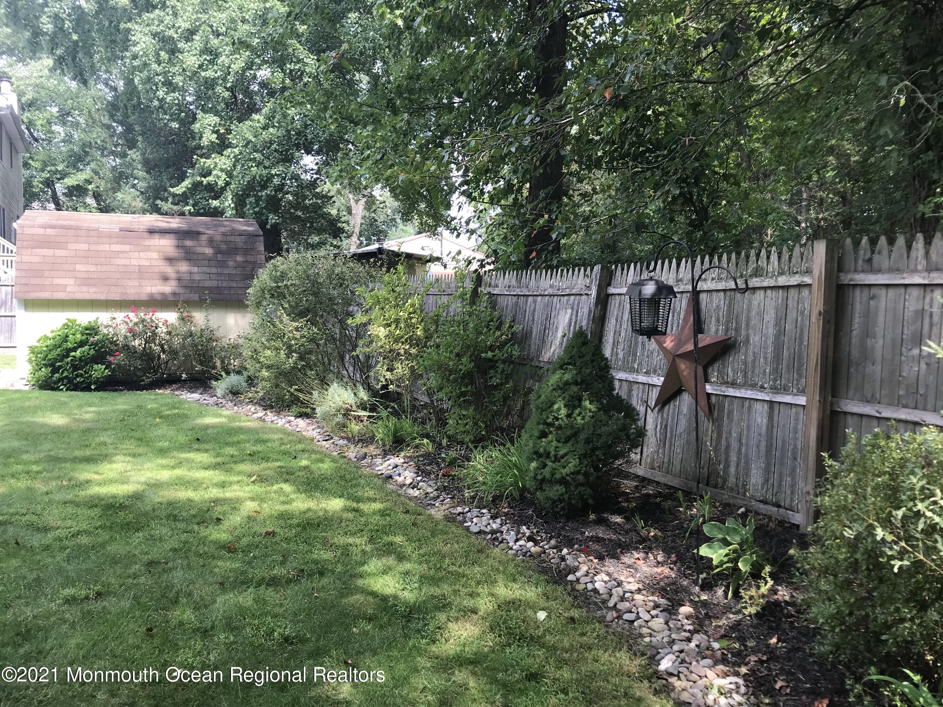 21 Kuzyk Road Cream Ridge, NJ 08514 - Photo 14 of 45 a view of a backyard
