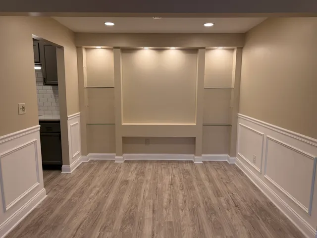 $179,000 | 569 Somerset Lane, Unit 7, Crystal Lake, IL 60014